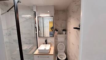 Brand New 1BR flat - Paris 13ième & Orly