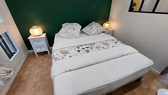 Brand New 1BR flat - Paris 13ième & Orly