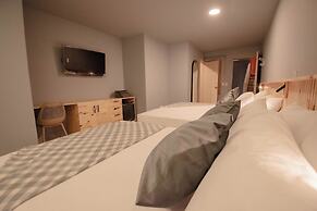 Leviu by Bernalo Hotels