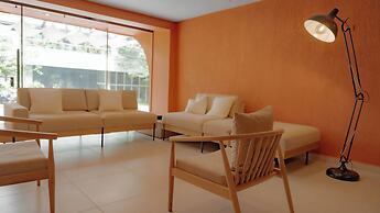 Leviu by Bernalo Hotels