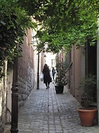 Stunning Architect House with courtyard