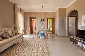 Villetta Piramo by Wonderful Italy