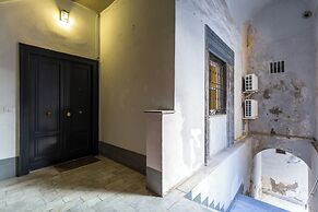 Design Apartment at Spaccanapoli