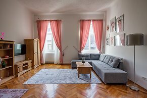 Mira Central Residence