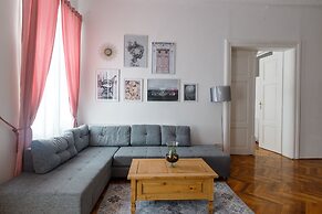 Mira Central Residence