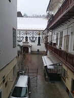 Mira Central Residence