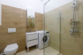 Mira Central Residence