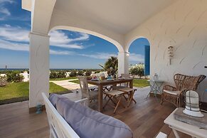 Villetta Tisbe by Wonderful Italy