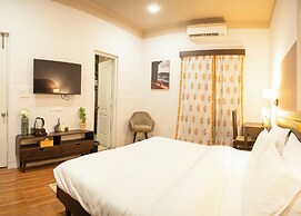 Firebrick Garnet House