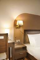 Firebrick Garnet House