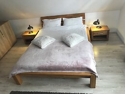 Modern Apartment Escape