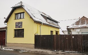 Modern Apartment Escape