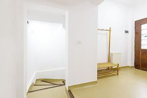 Modern Apartment Escape