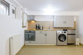 Modern Apartment Escape