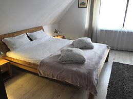 Modern Apartment Escape