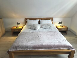 Modern Apartment Escape