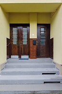 Modern Apartment Escape