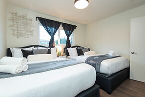 Wonderful 2-BR Apt Near Dodger