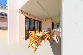 Ferrari 13 Apartment by Wonderful Italy