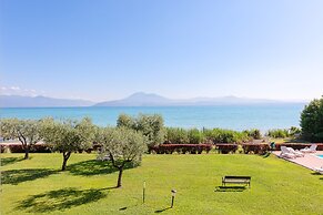 Ferrari 13 Apartment by Wonderful Italy