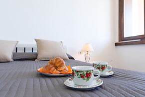 Ferrari 13 Apartment by Wonderful Italy