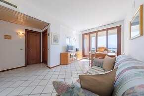 Ferrari 13 Apartment by Wonderful Italy