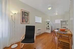 Barcelona Studios Guesthouse