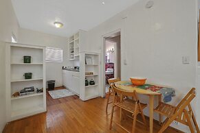 Barcelona Studios Guesthouse