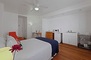 Barcelona Studios Guesthouse