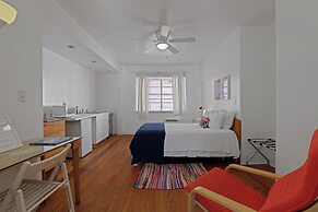 Barcelona Studios Guesthouse