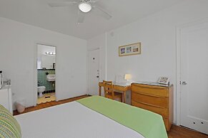 Barcelona Studios Guesthouse