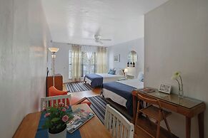 Barcelona Studios Guesthouse