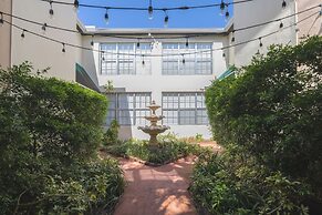 Barcelona Studios Guesthouse