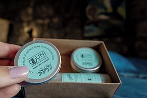 Inter Artes House and Suite