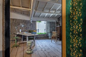 Inter Artes House and Suite