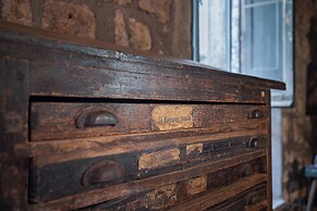 Inter Artes House and Suite