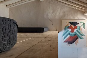 Inter Artes House and Suite