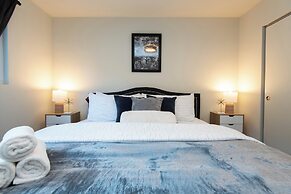 Superb Apartment near Dodger