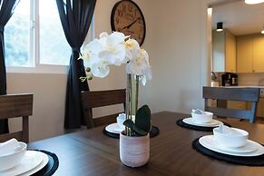 Superb Apartment near Dodger