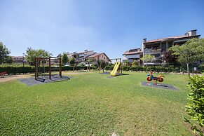 I Ciliegi con piscina by Wonderful Italy