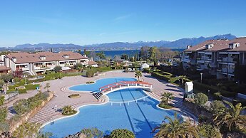 I Ciliegi con piscina by Wonderful Italy