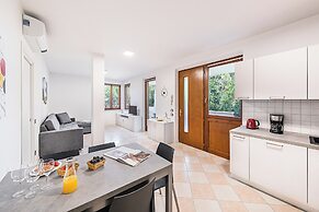 I Ciliegi con piscina by Wonderful Italy