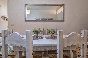 Sardinia Re - Domo Blanca