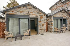 Agva Casa Rosa Bungalov Otel