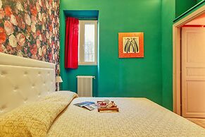 Rainbow City Center Apartment