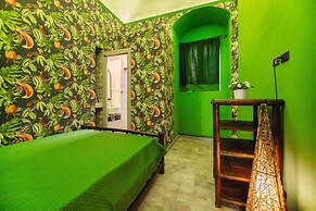 Rainbow City Center Apartment