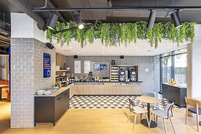 Holiday Inn Express Paris Poissy by IHG