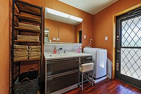 Ocean View Terrace BISE 1F