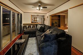 Ocean View Terrace BISE 1F