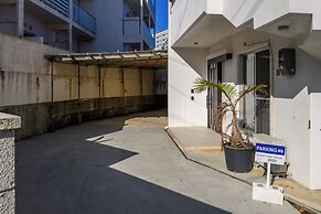 Ocean View Terrace BISE 1F